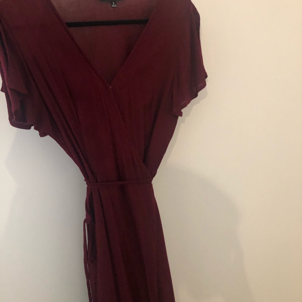 Lulus burgundy formal dress - Picture 3 of 4